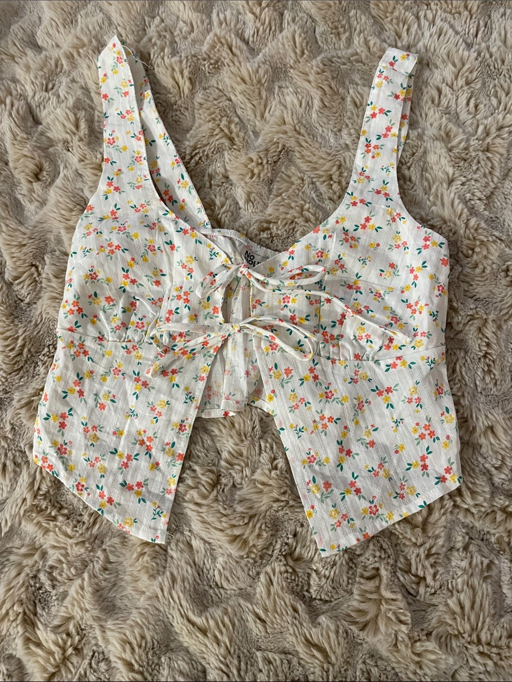 No Boundaries White Floral Tie-Front Crop Top